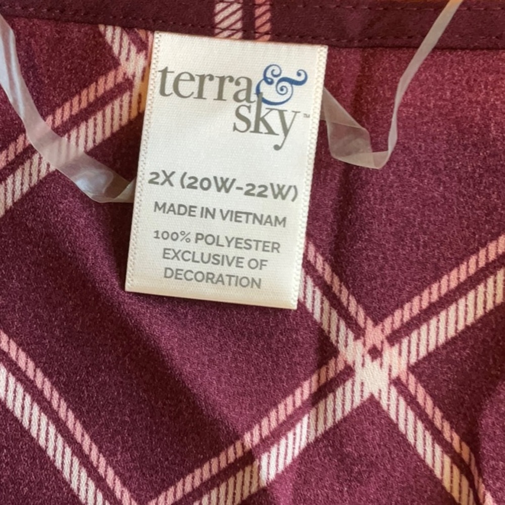 Terra & Sky Burgundy Plaid with Lace Button Down Blouse Size 2X, NWT - Picture 12 of 15